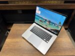 Apple MacBook Pro 2019 i7 16GB RAM 512GB SSD 16" Uzay Grisi Taşınabilir Bilgisayar (İKİNCİ EL) - Görsel 3