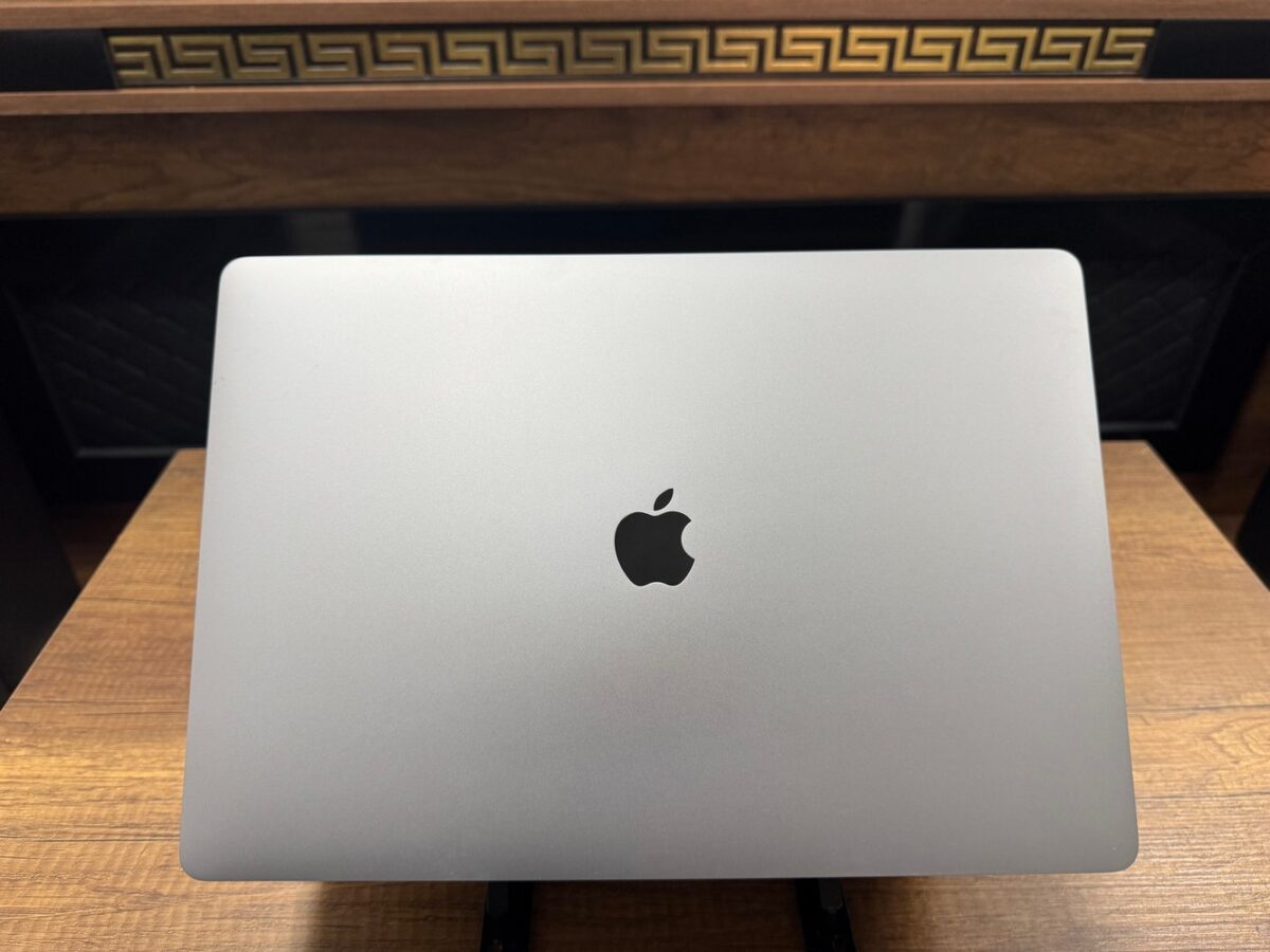 Apple MacBook Pro 2019 i7 16GB RAM 512GB SSD 16" Uzay Grisi Taşınabilir Bilgisayar (İKİNCİ EL) - Görsel 4