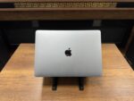 Apple MacBook Pro M2 8GB RAM 256GB SSD 13” Uzay Grisi Taşınabilir Bilgisayar (İKİNCİ EL) - Görsel 3