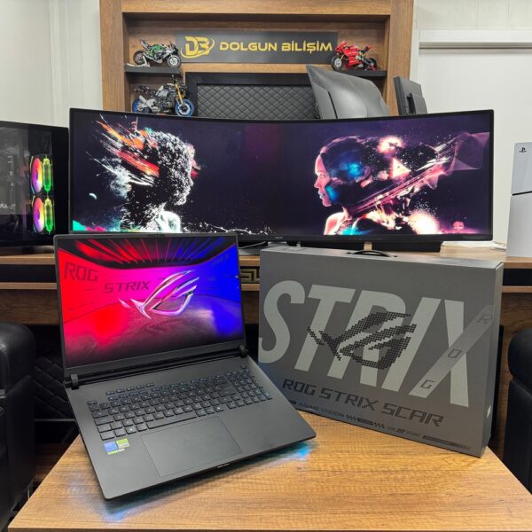 Asus ROG Strix Scar 18 G835LX-SA152W Ultra 9 275HX 64GB 4TB RTX5090 18” Dizüstü Bilgisayar (İKİNCİ EL)