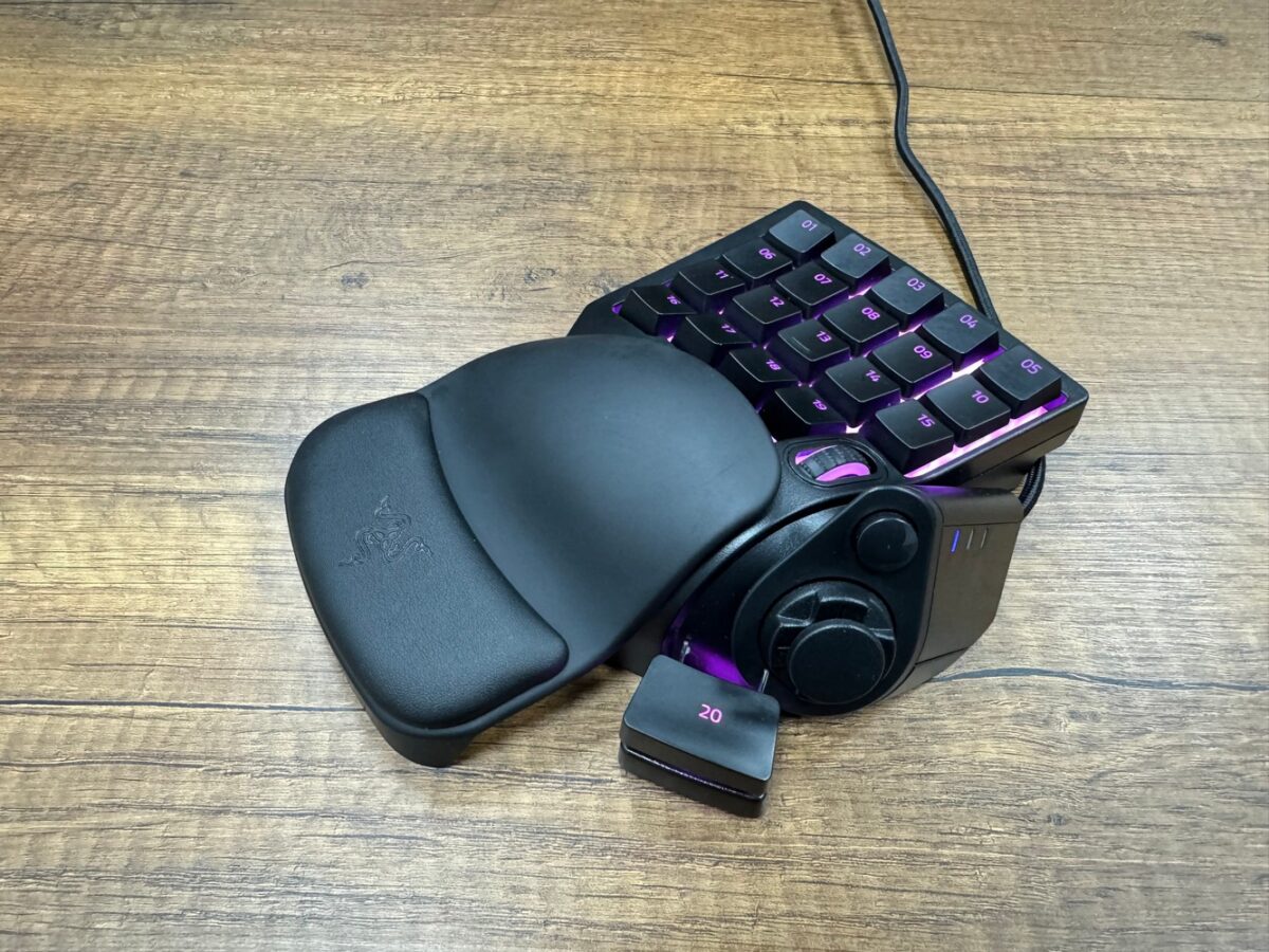 Razer Tartarus V2 Chroma RGB Mecha-Membrane Switch Kablolu Oyuncu Klavyesi (İKİNCİ EL) - Görsel 3