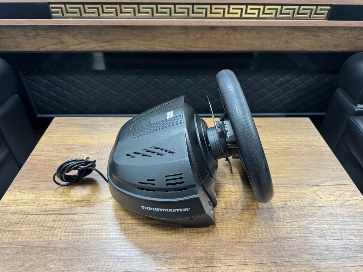 Thrustmaster T300 RS GT Direksiyon Seti (İKİNCİ EL) - Görsel 4
