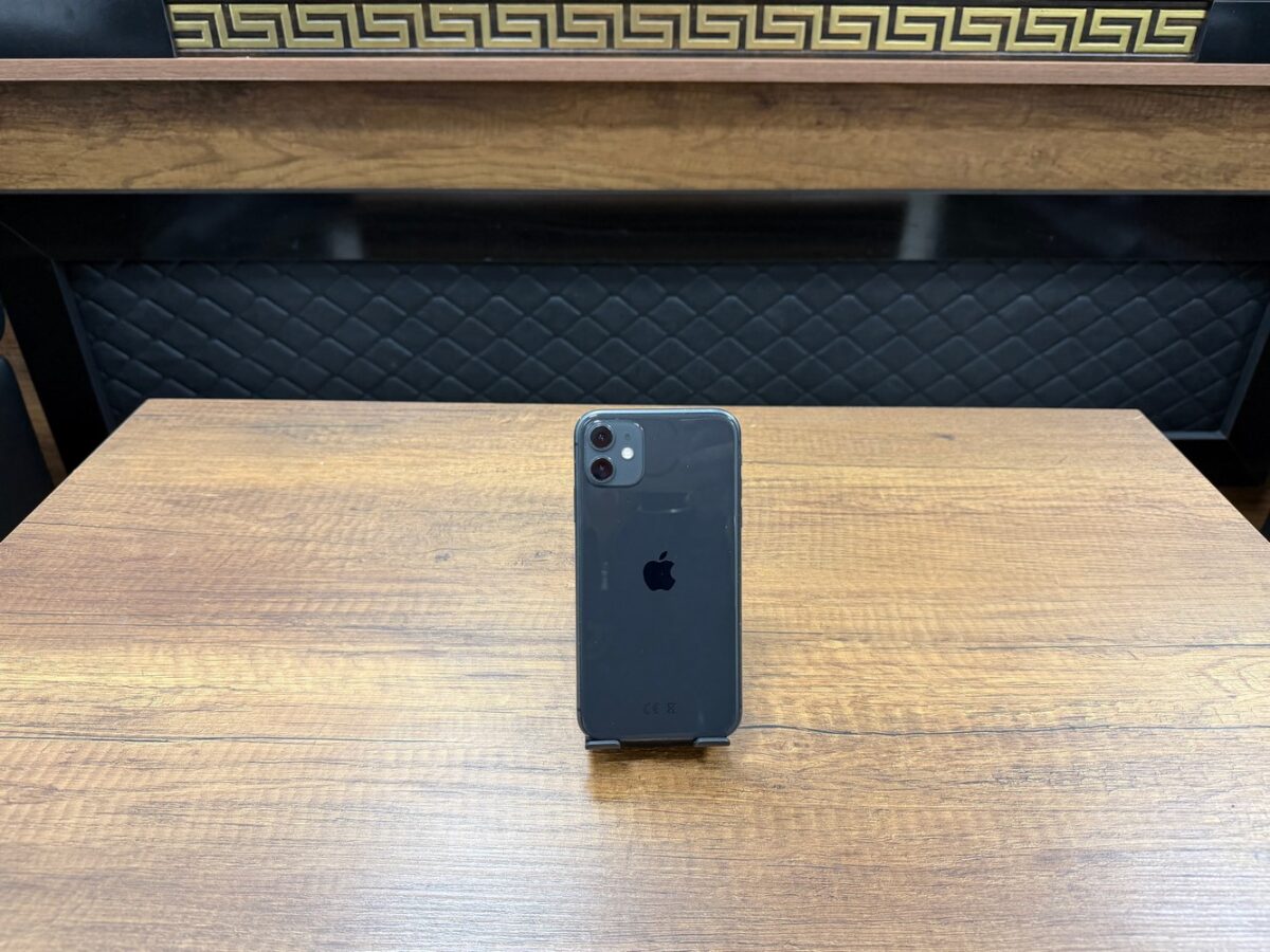 Apple iPhone 11 128 GB Siyah Telefon (İKİNCİ EL) - Görsel 2