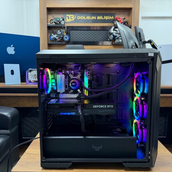 Asus Titan R7-9800x3D 64GB 1TB RTX5080 16GB Oyuncu Kasası