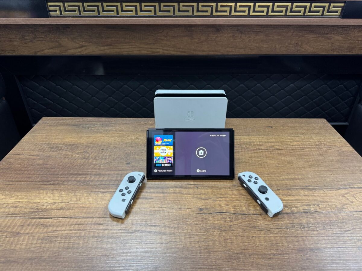 Nintendo Switch Oled 64GB Beyaz El Oyun Konsolu (İKİNCİ EL) - Görsel 3