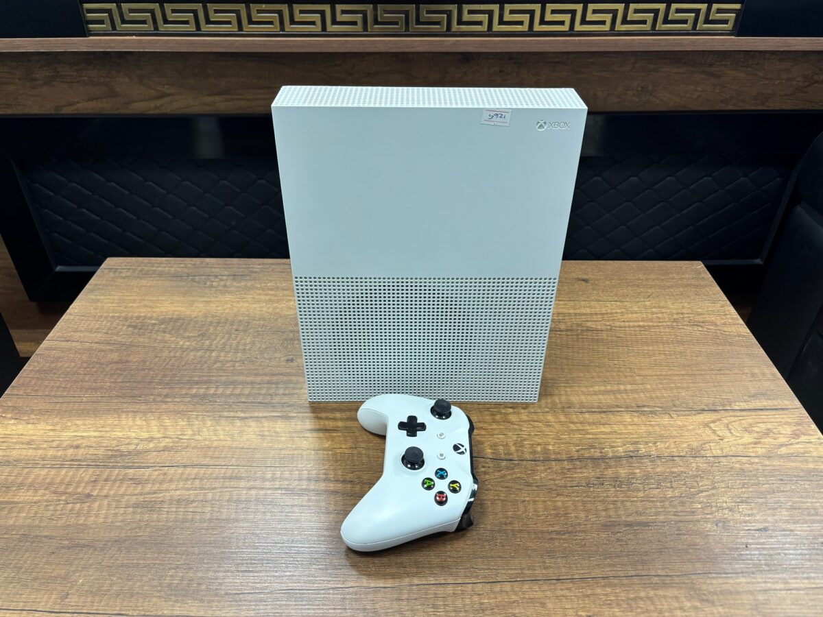 Microsoft Xbox One S 1TB Dijital Tek Kol Oyun Konsolu (İKİNCİ EL) - Görsel 2