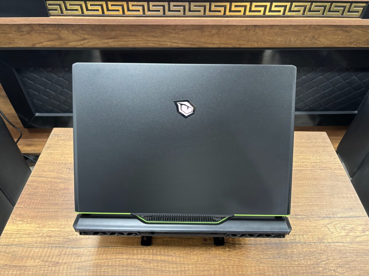 Monster Semruk S7 V9.2.3 i9-13950HX 64GB 2TB RTX4070 17" 240Hz Oyuncu Bilgisayarı (İKİNCİ EL) - Görsel 4