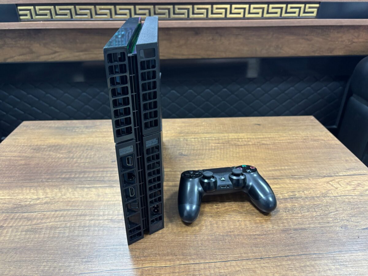 PlayStation 4 Fat Tek Kol 500 GB Oyun Konsolu (İKİNCİ EL) - Görsel 4