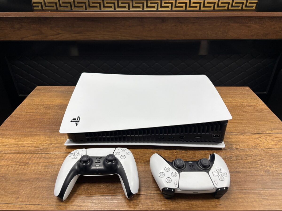 Sony PlayStation 5 Fat CD'li Sürüm Çift Kol Oyun Konsolu (İKİNCİ EL) - Görsel 3