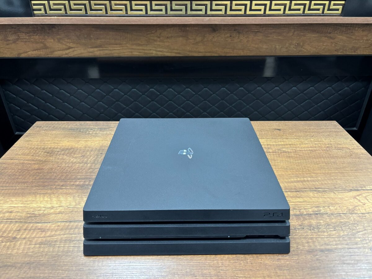 Sony PlayStation 4 Pro Çift Kol Oyun Konsolu (İKİNCİ EL) - Görsel 4