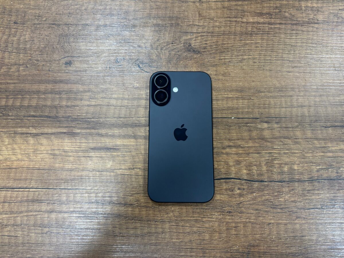 iPhone 16 128 GB Siyah Telefon (İKİNCİ EL) - Görsel 3