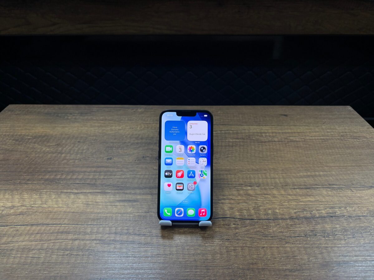 iPhone 16e 128GB Siyah Telefon (İKİNCİ EL) - Görsel 2