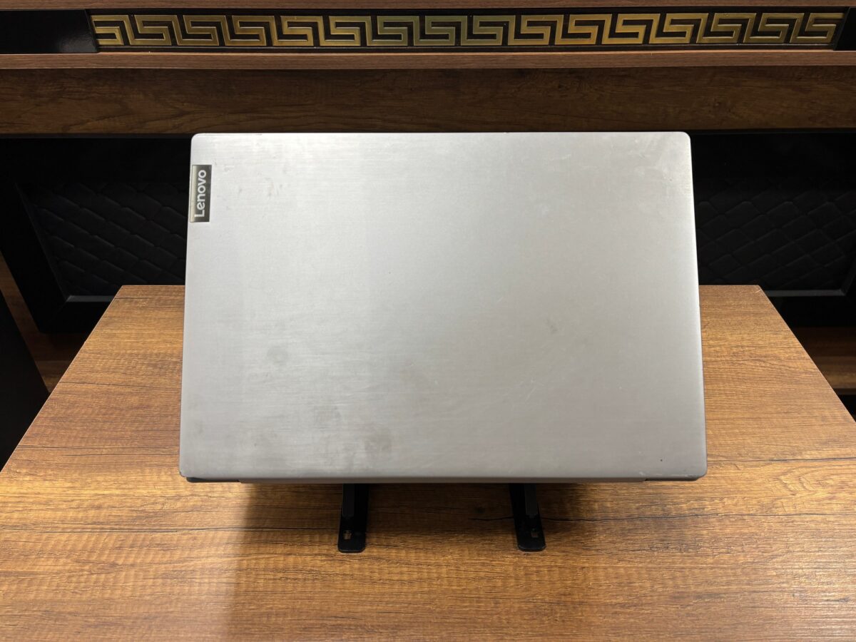 Lenovo IdeaPad S145 81N30048TX A6 9225 4 GB 128 GB SSD 15.6" Notebook (İKİNCİ EL) - Görsel 4