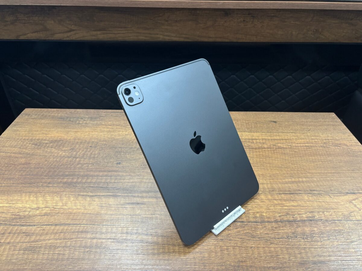 Apple iPad Pro M5 Wi-Fi 256 GB 11" MDWK4TU/A Uzay Siyahı Tablet (İKİNCİ EL) - Görsel 4