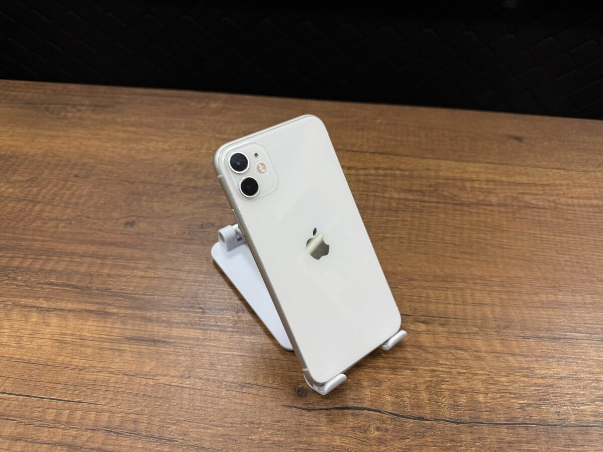 Apple iPhone 11 64GB Beyaz Telefon (İKİNCİ EL) - Görsel 4