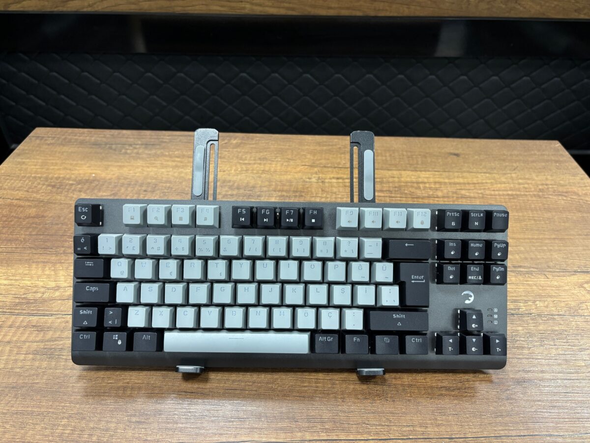 Gamepower Eva 3 TKL Red Switch Kablolu Mekanik Oyuncu Klavyesi (İKİNCİ EL) - Görsel 2