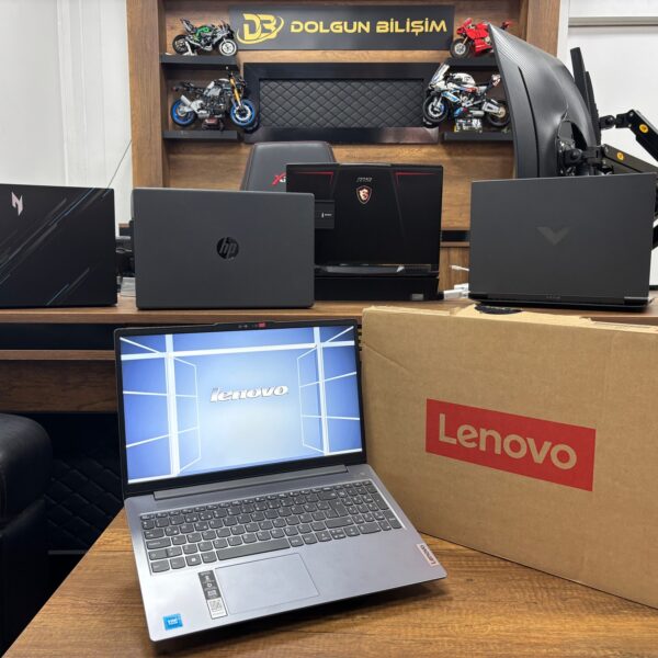 Lenovo IdeaPad Slim 3 15IAN8 Intel Celeron N100 4GB 128GB SSD W11 15.6" FHD Dizüstü Bilgisayar (İKİNCİ EL)