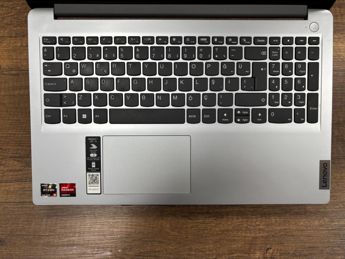 Lenovo IdeaPad 1 15ALC7 Ryzen 5 5625U 8GB 512GB 15.6" FHD 82R400VRTX Notebook (İKİNCİ EL) - Görsel 2