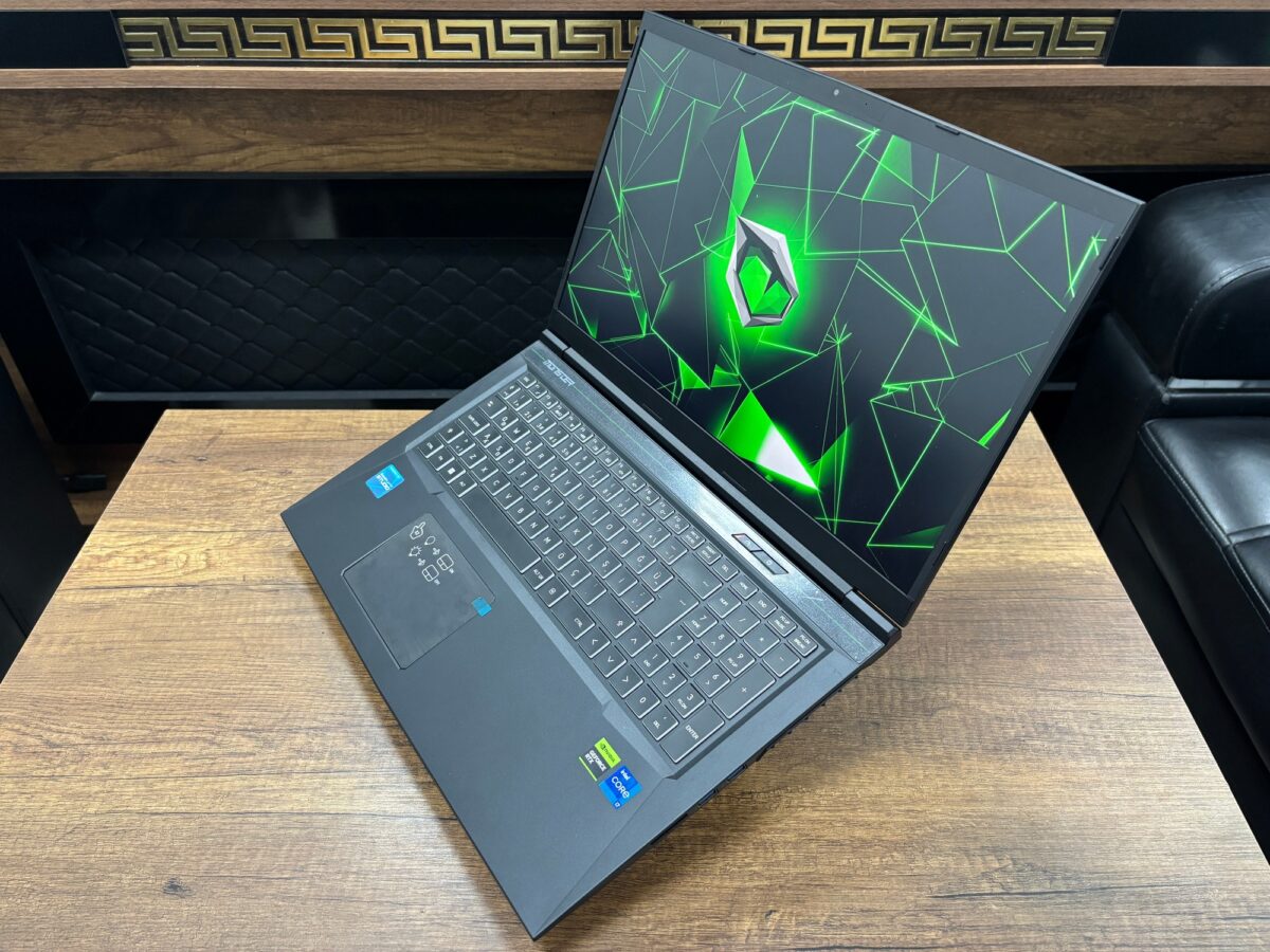Monster Tulpar T7 V20.6.5 i7-13700H 32 GB 1 TB RTX4060 17.3" Oyuncu Notebook (İKİNCİ EL) - Görsel 3