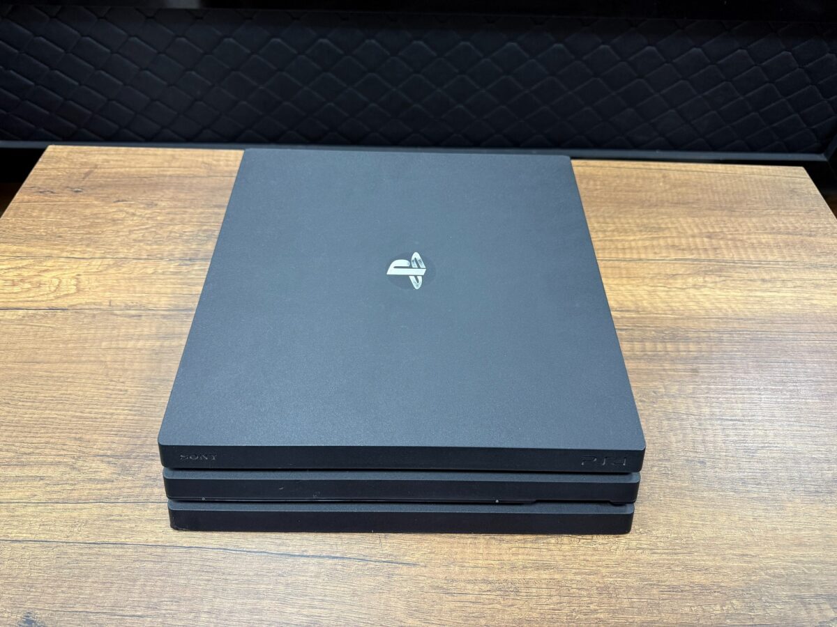 Sony PlayStation 4 Pro 1TB CUH-7016B Tek Kol Oyun Konsolu (İKİNCİ EL) - Görsel 4