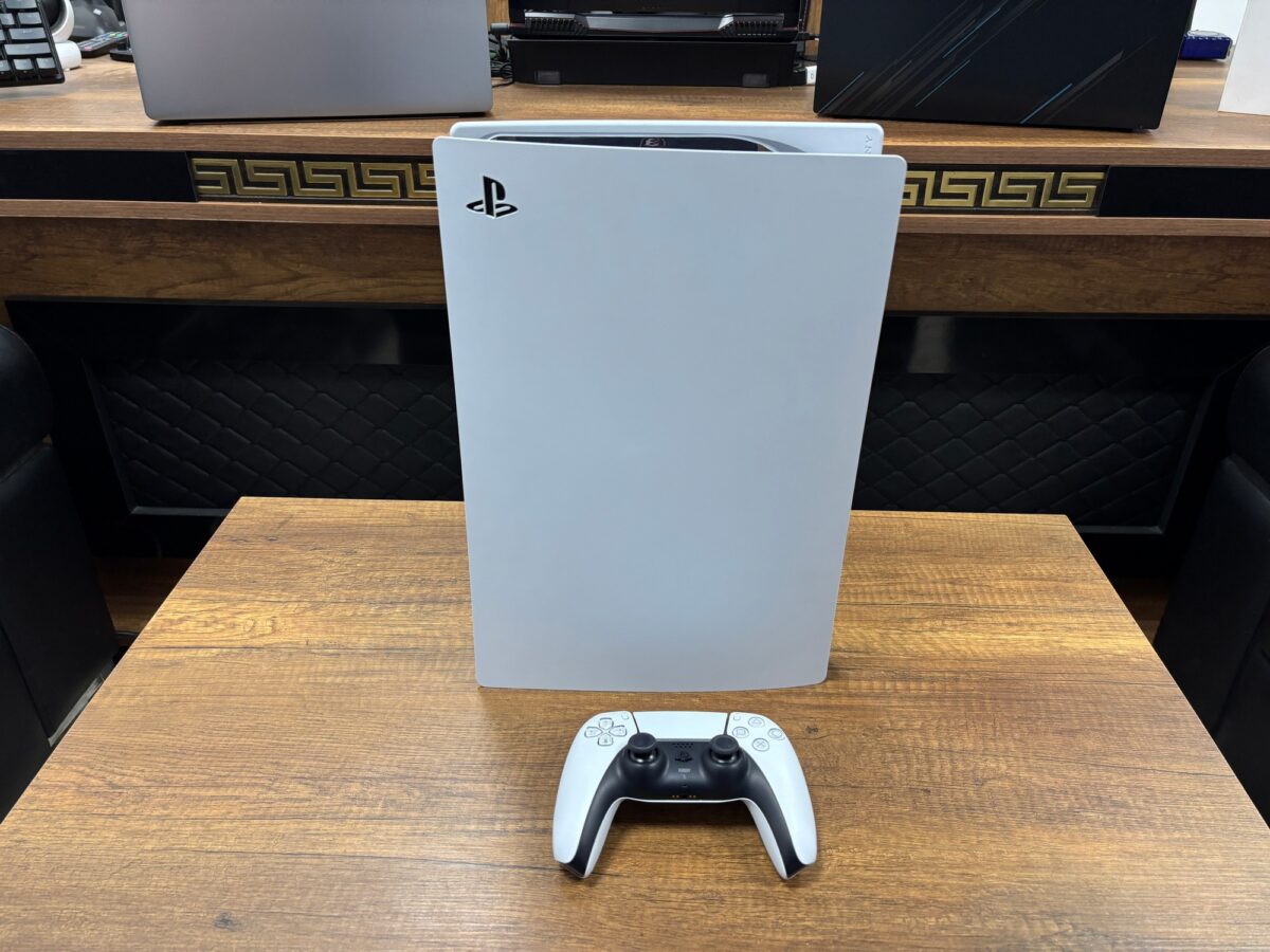 Sony PlayStation 5 Fat Kasa CD'li Sürüm Tek Kol Oyun Konsolu (İKİNCİ EL) - Görsel 2