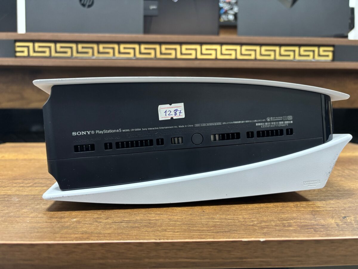 Sony PlayStation 5 Fat Kasa CD'li Sürüm Tek Kol Oyun Konsolu (İKİNCİ EL) - Görsel 4