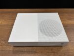 Microsoft Xbox One S Dijital 1 TB Tek Kol Oyun Konsolu (İKİNCİ EL) - Görsel 3