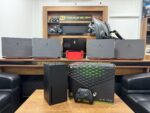 Microsoft Xbox series X Tek Kol Kutulu Oyun Konsolu (İKİNCİ EL)