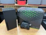 Microsoft Xbox series X Tek Kol Kutulu Oyun Konsolu (İKİNCİ EL) - Görsel 2
