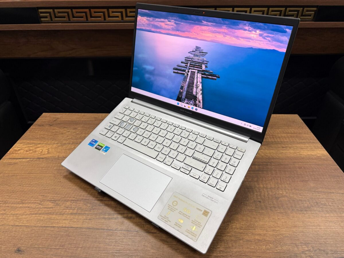 Asus Vivobook Pro 15 K3500P İ7-11370H 16GB 1TB RTX3050 4GB Notebook (İKİNCİ EL) - Görsel 3