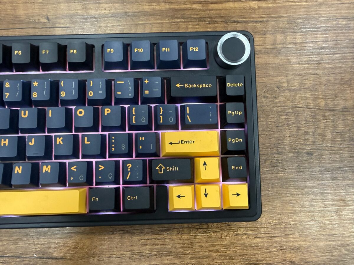 Aula F75 RGB %75 TKL Gray Switch Kablolu/Kablosuz Manyetik Oyuncu Klavyesi (İKİNCİ EL) - Görsel 4