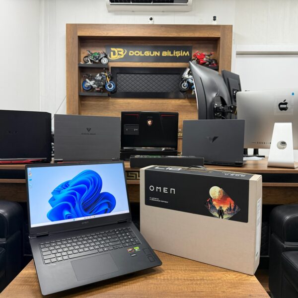 HP Omen 17-DB0019NT Ryzen 7 8845HS 32GB 1TB RTX4070 8GB 17.3" 144Hz Gaming Notebook (İKİNCİ EL)