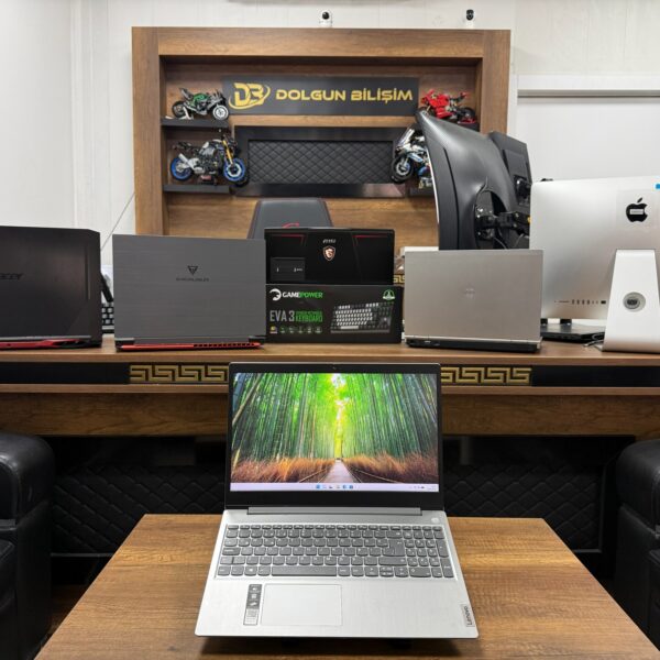 Lenovo IdeaPad 3 81W1005VTX Ryzen 3 3250U 4GB 128GB 15.6" Notebook (İKİNCİ EL)