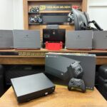 Microsoft Xbox One X Tek Kol 9. Nesil Kutulu Oyun Konsolu (İKİNCİ EL)