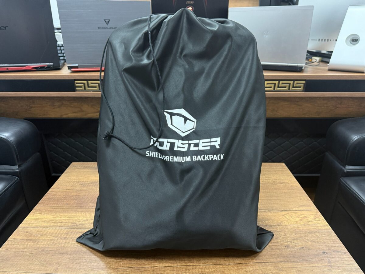 Monster Shield Premium Sırt Çantası (Kutu Açık Sıfır) - Görsel 4