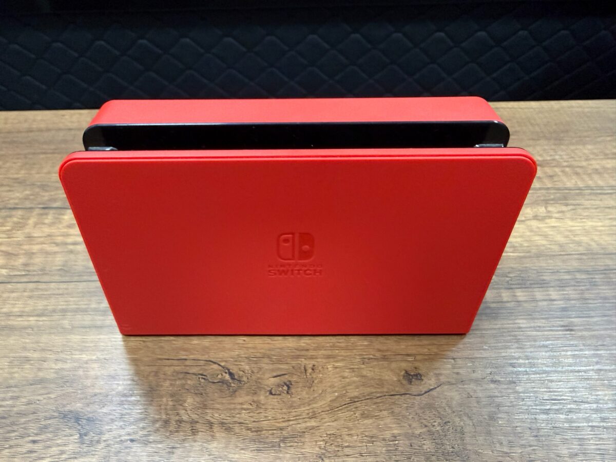 Nintendo Switch OLED Mario Red Edition Oyun Konsolu (İKİNCİ EL) - Görsel 5