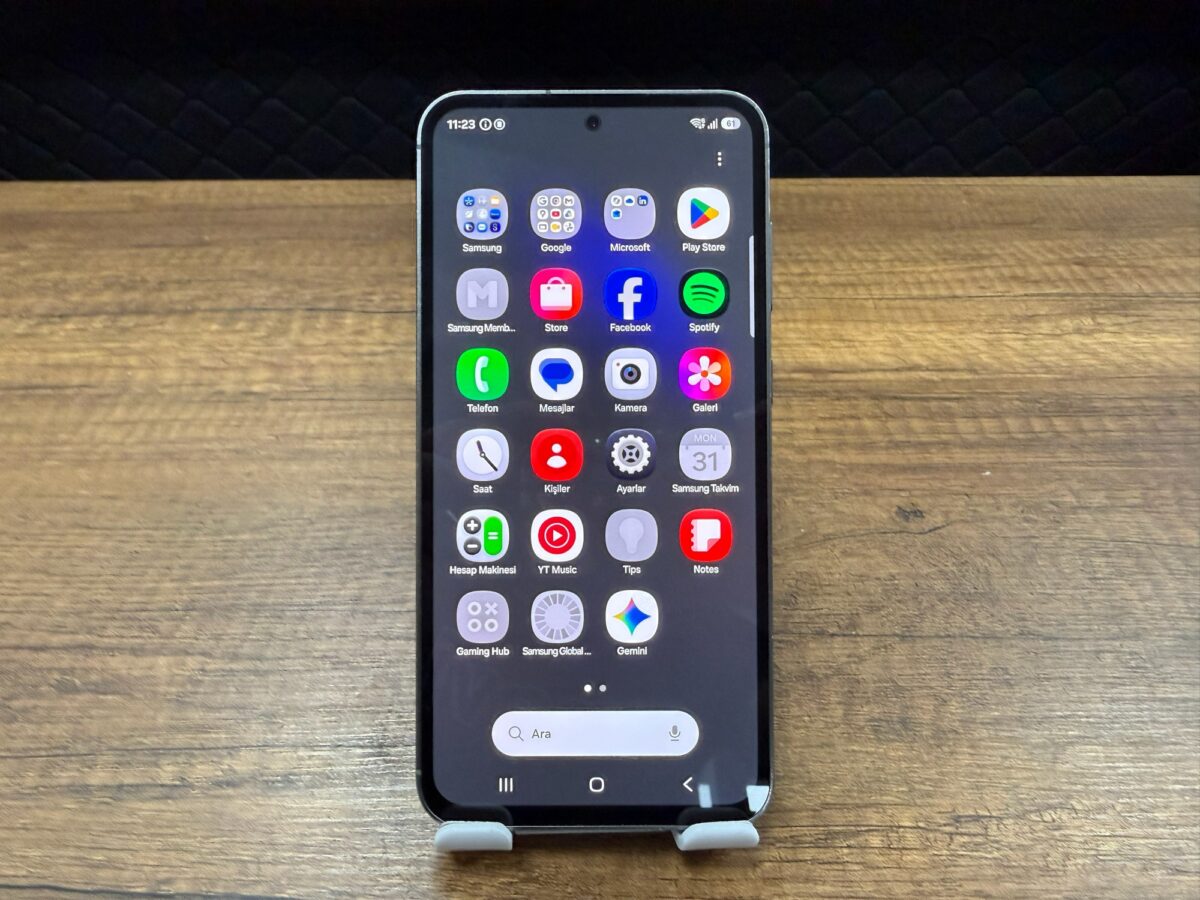 Samsung S23 FE 8 / 256 GB Siyah Telefon (İKİNCİ EL) - Görsel 5