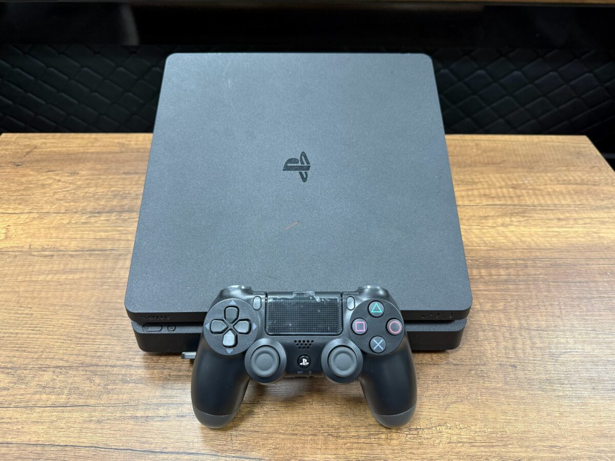 Sony PlayStation 4 Slim 500 GB Tek Kol Oyun Konsolu CUH-2116A (İKİNCİ EL) - Görsel 3
