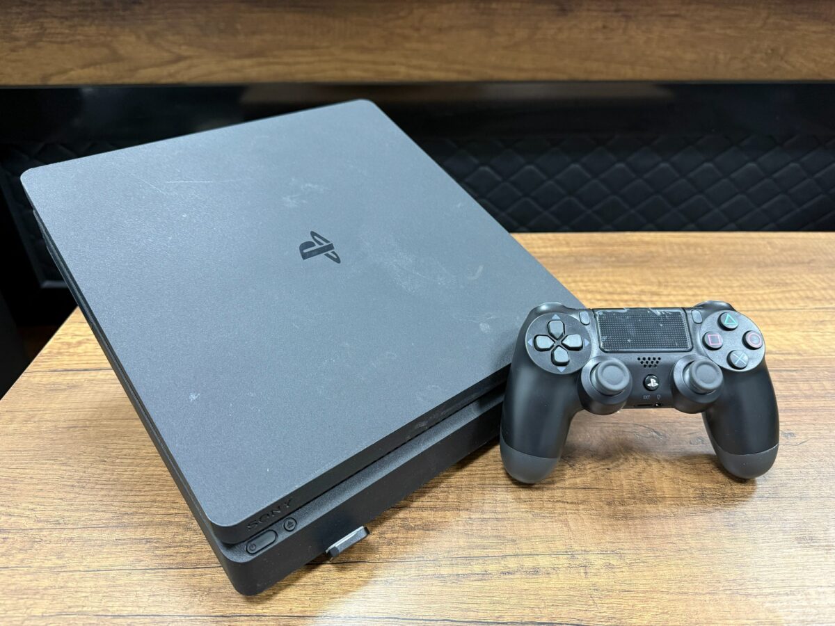 Sony PlayStation 4 Slim 500 GB Tek Kol Siyah CUH-2218A Oyun Konsolu (İKİNCİ EL) - Görsel 4