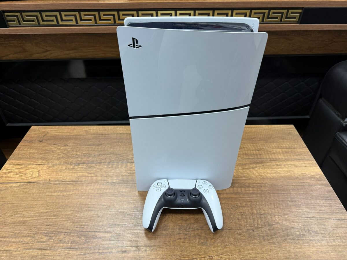 Sony PlayStation 5 Slim CD'li CFI-2016 Tek Kol Oyun Konsolu (İKİNCİ EL) - Görsel 2