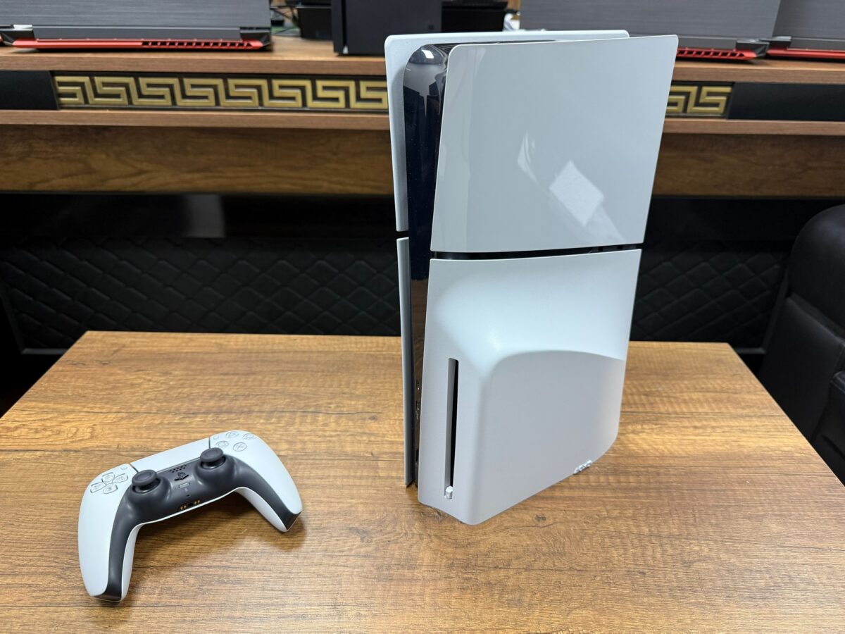 Sony PlayStation 5 Slim CD'li CFI-2016 Tek Kol Oyun Konsolu (İKİNCİ EL) - Görsel 3