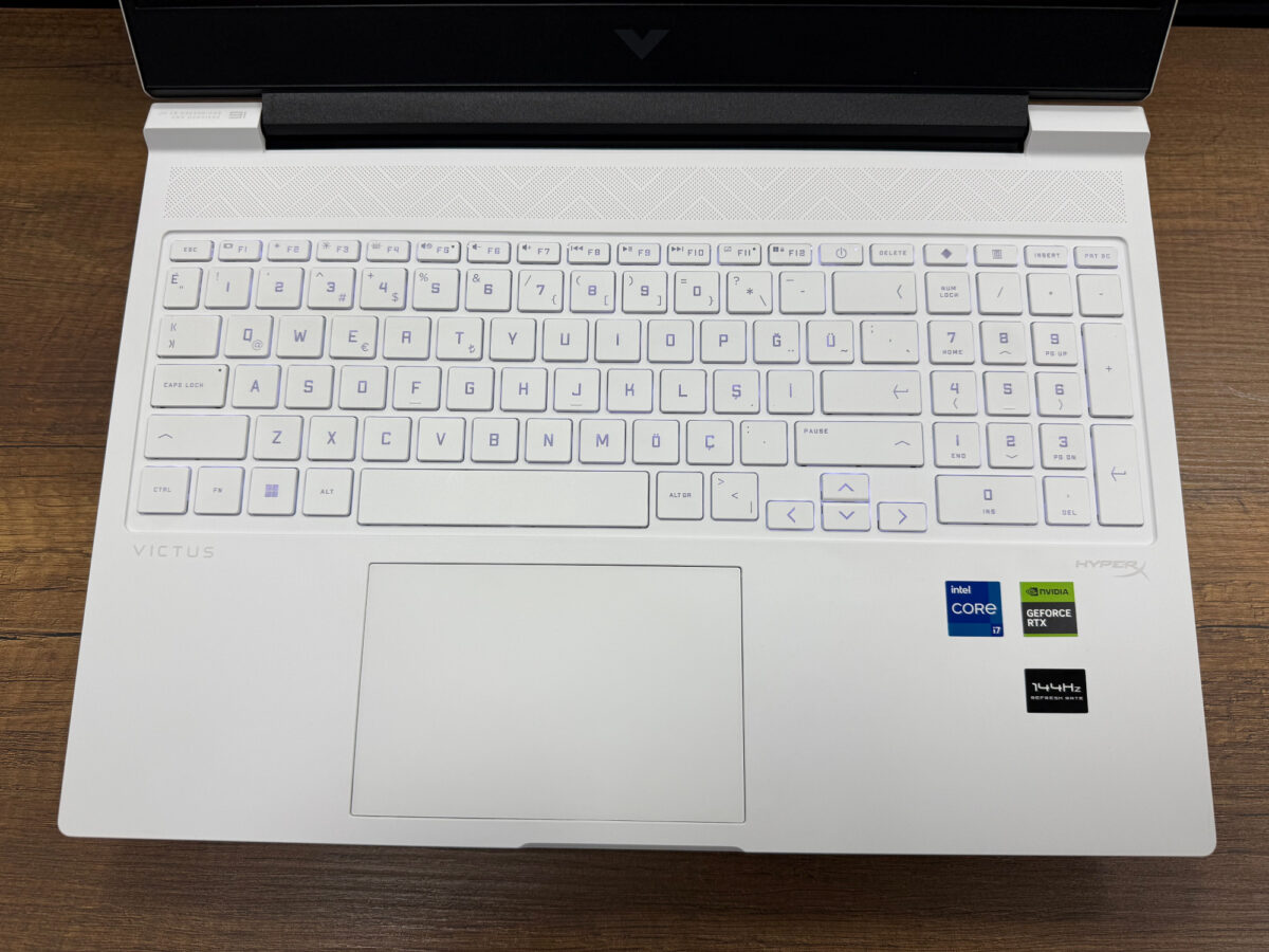 HP Victus 16-R1066NT Intel Core i7 14700HX 16GB RAM 1TB SSD RTX4060 16.1” FHD 144Hz 9J268EA (İKİNCİ EL) - Görsel 2