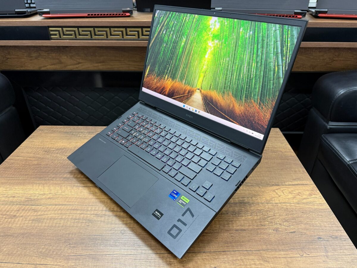 HP Omen 17-CK2006NT i9-13900HX 32GB 1TB RTX4080 17.3" QHD 7P653EA Gaming Notebook (İKİNCİ EL) - Görsel 3