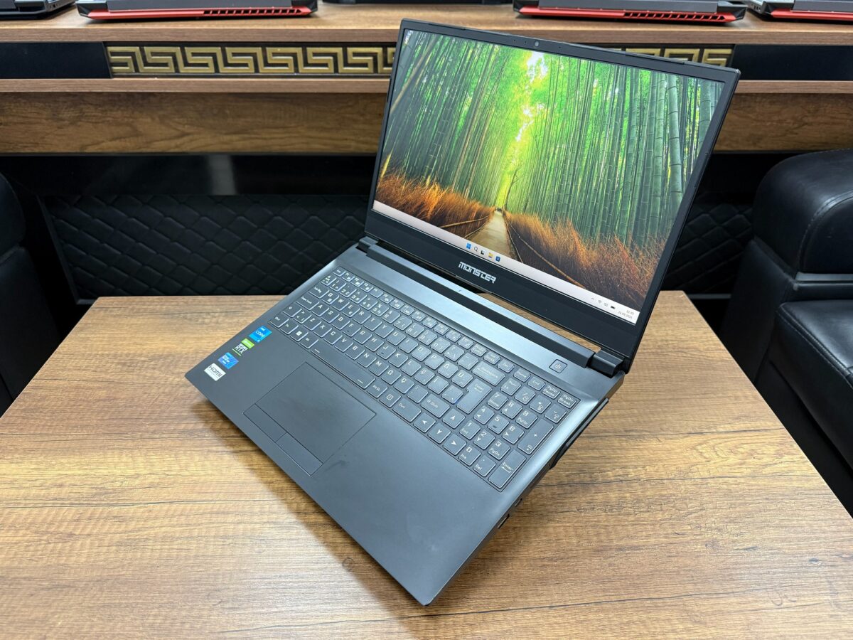 Monster Abra A5 V17.1 Intel Core i5-11400H 16GB 500GB RTX3050 15.6" FHD Gaming Notebook (İKİNCİ EL) - Görsel 3