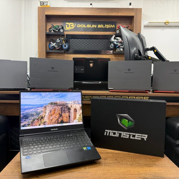 Monster Abra A5 V19.4 İ5-12500H 32GB 512GB RTX3050 4GB Oyuncu Notebook (İKİNCİ EL)