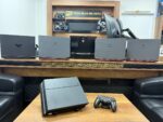 Sony PlayStation 4 Mat Kasa Tek Kol 1TB CUH-1216A Oyun Konsolu (İKİNCİ EL)