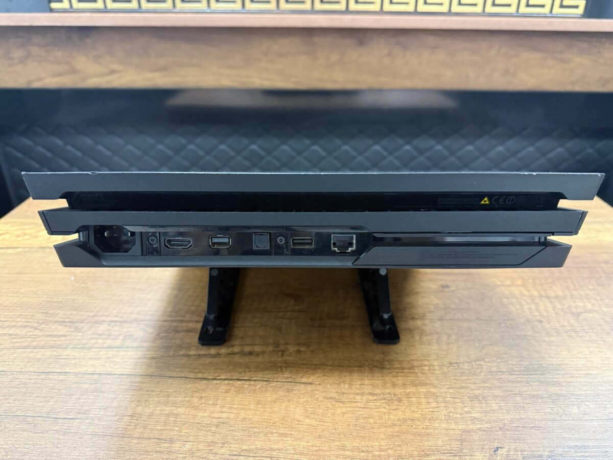 Sony PlayStation 4 Pro Tek Kol 1TB CUH-7016B Oyun Konsolu (İKİNCİ EL) - Görsel 5