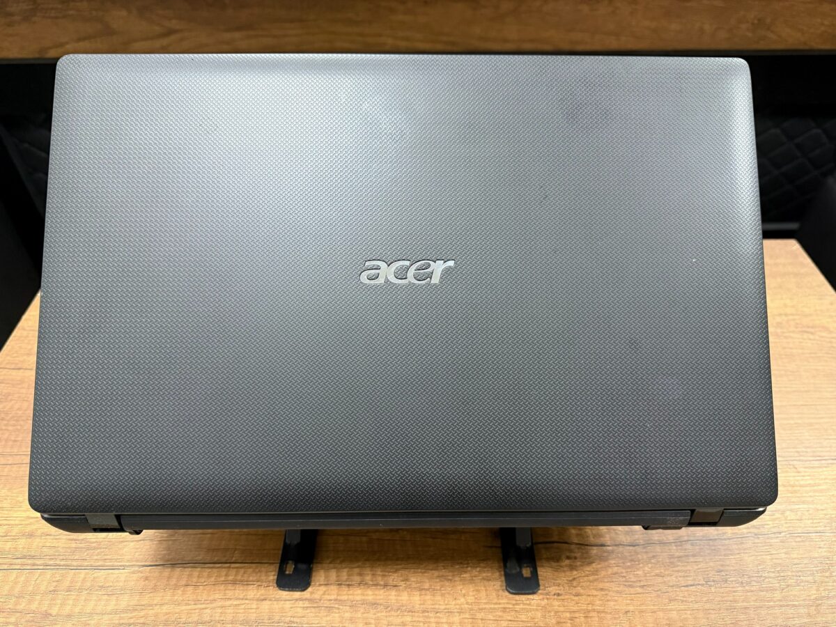 Acer Aspire 5736Z Intel Pentium T4500 4GB RAM 240GB SSD 15.6" HD Notebook (İKİNCİ EL) - Görsel 4