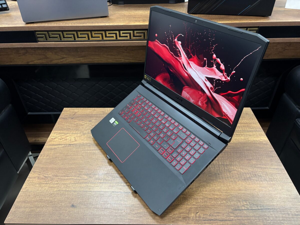 Acer Nitro 5 AN517-52-569D i5-10300H 32GB 512GB RTX3050 17.3" FHD 144Hz NH.QDVEY.001 Notebook (İKİNCİ EL) - Görsel 3