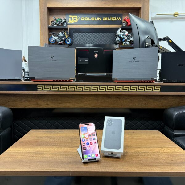 Apple iPhone 16 128GB Siyah MYE73TU/A Cep Telefonu (İKİNCİ EL)